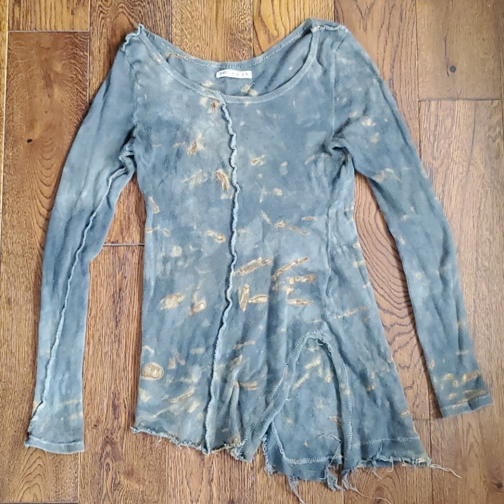 Asymmetrical Dorawyn Tunic Top
